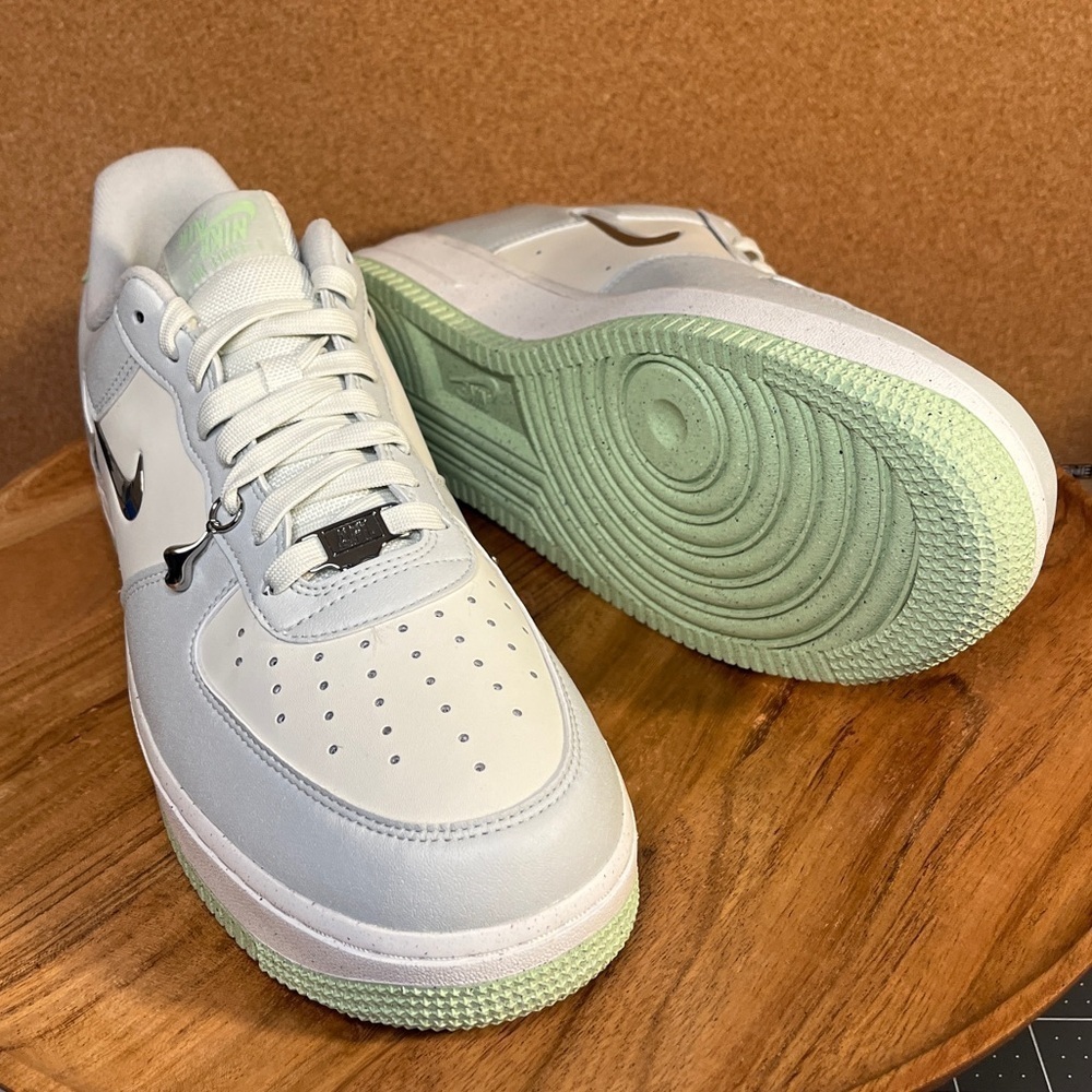 Nike Air force 1 se
Sea glass
Brand new - Picture 4 of 14